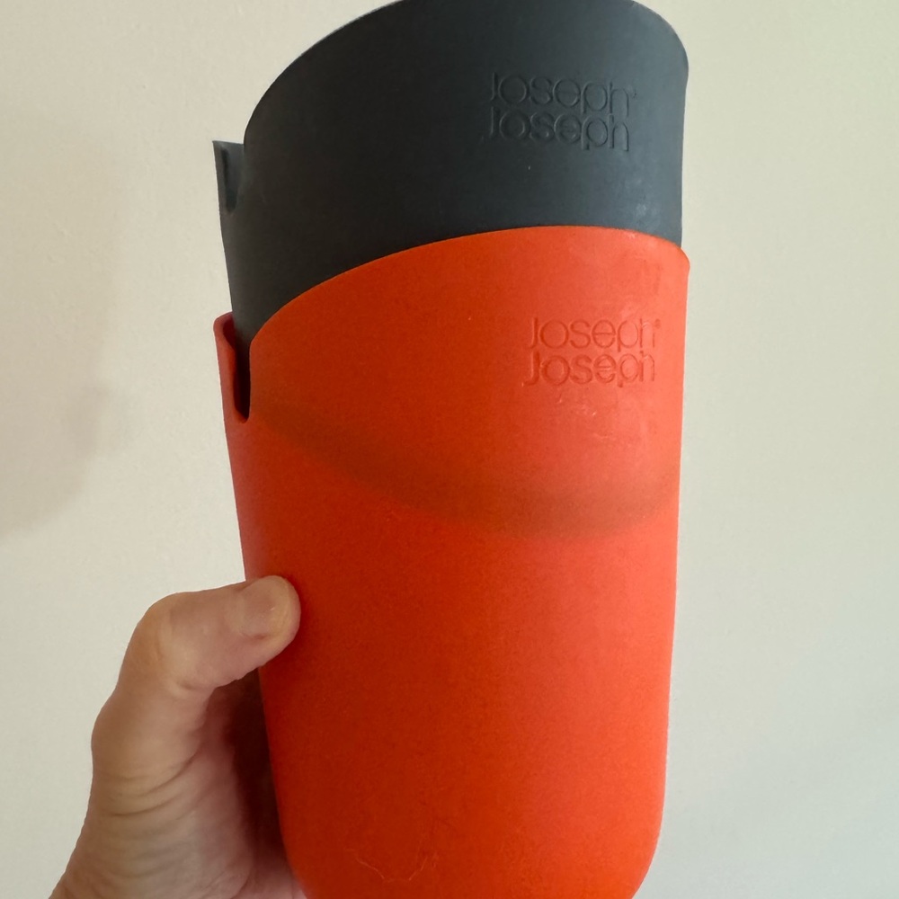 Joseph Joseph silicone microwave popcorn poppers (2)